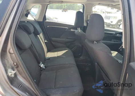 2015 Honda Fit Ex z USA, uszkodzony, nr VIN 3HGGK5H85FM760948